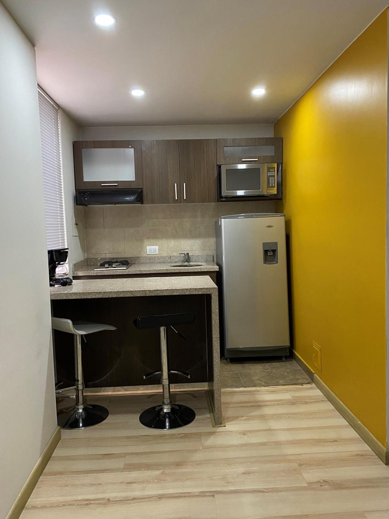 Hotel Apartamentos Regency La Feria 보고타 객실 사진