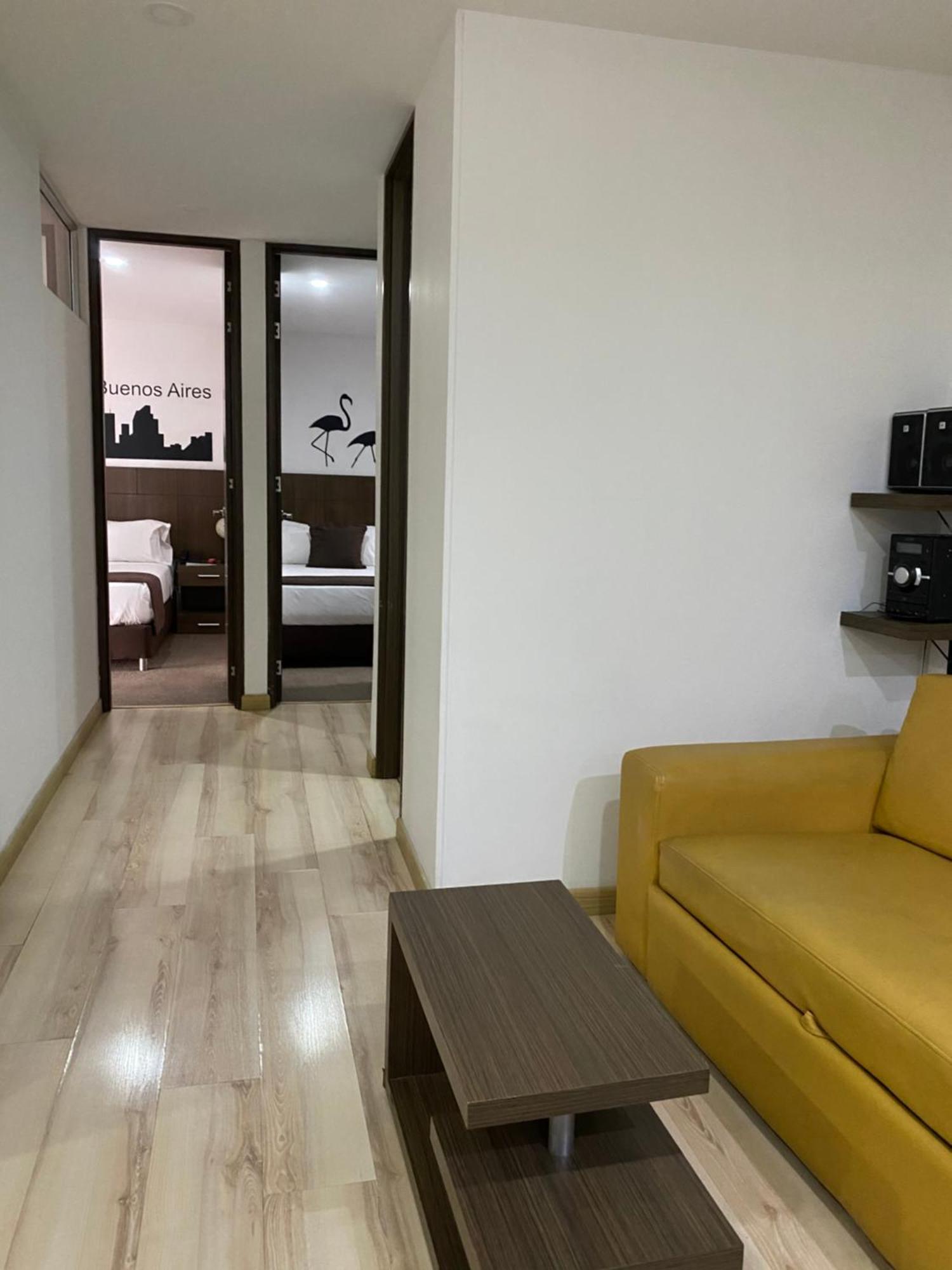 Hotel Apartamentos Regency La Feria 보고타 객실 사진