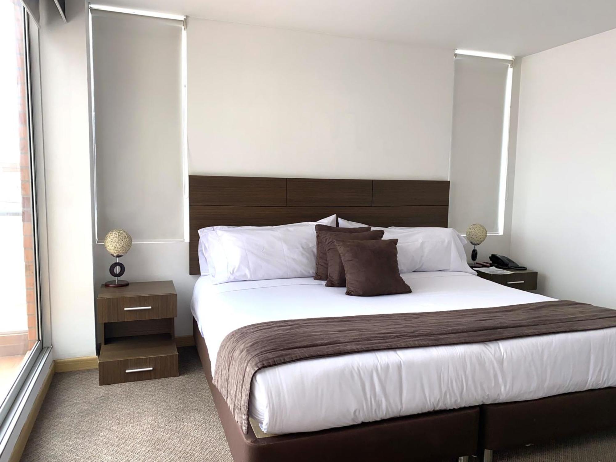Hotel Apartamentos Regency La Feria 보고타 객실 사진