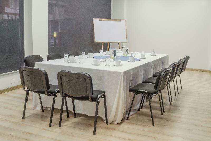 Hotel Apartamentos Regency La Feria 보고타 외부 사진